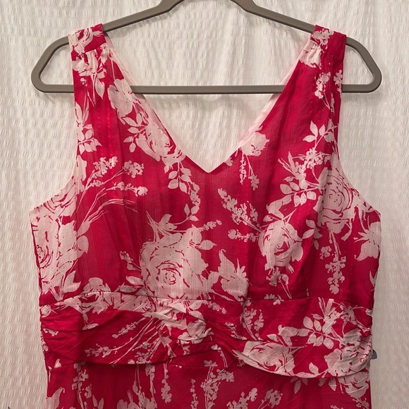 Robbie Bee Dress - Picture 3 of 10